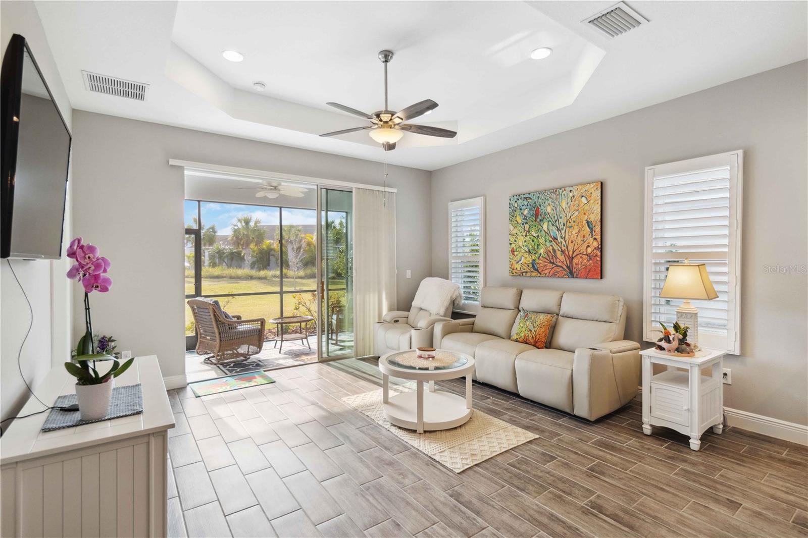 Image 21 of 85 For 11231 Woodlake Way
