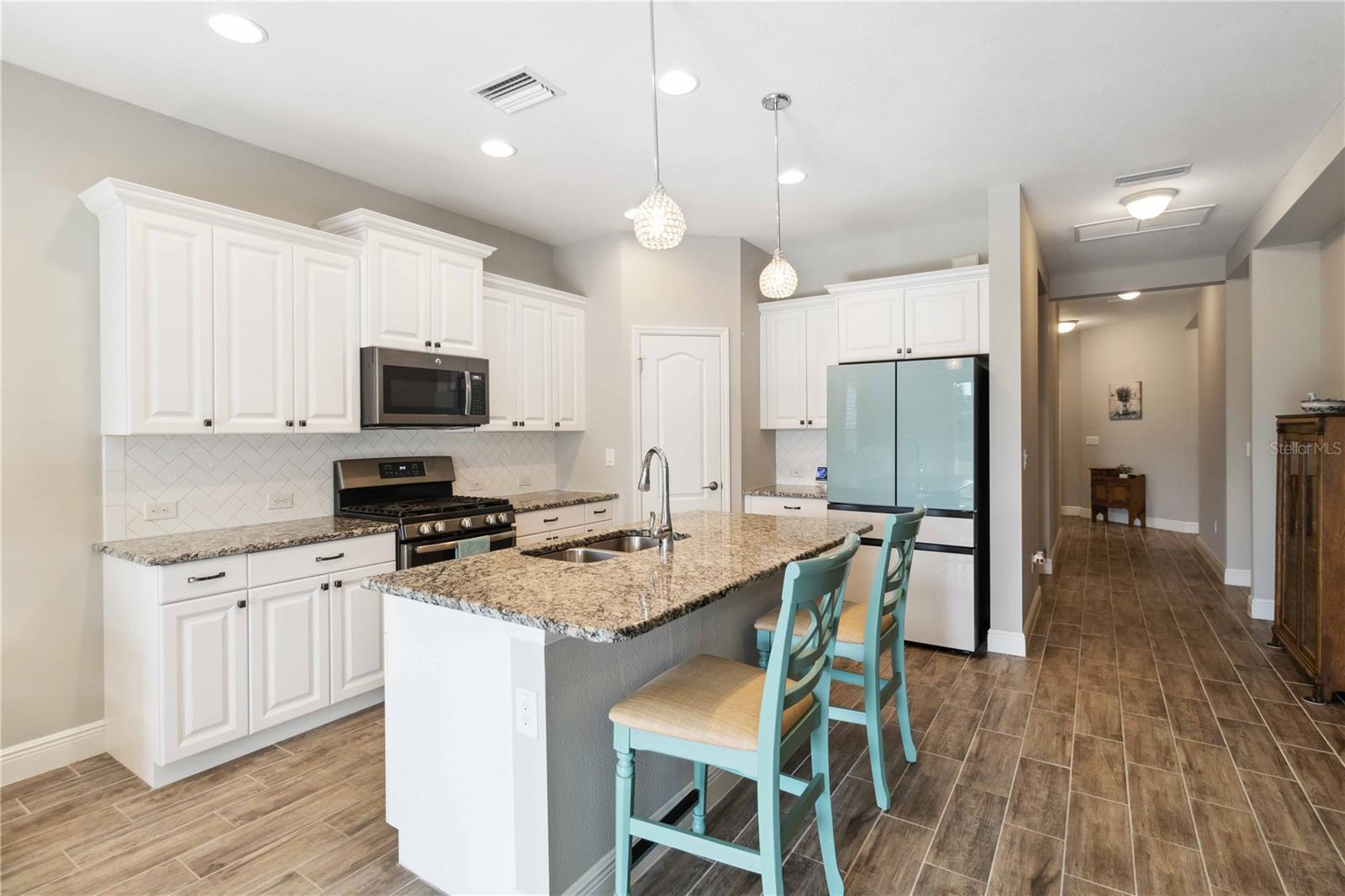 Image 25 of 85 For 11231 Woodlake Way
