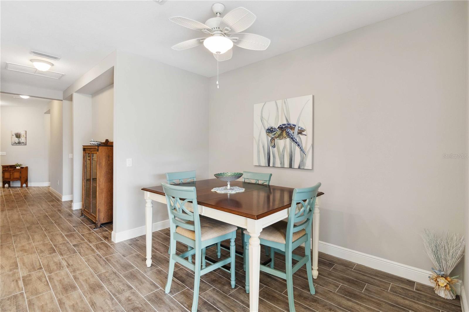 Image 27 of 85 For 11231 Woodlake Way