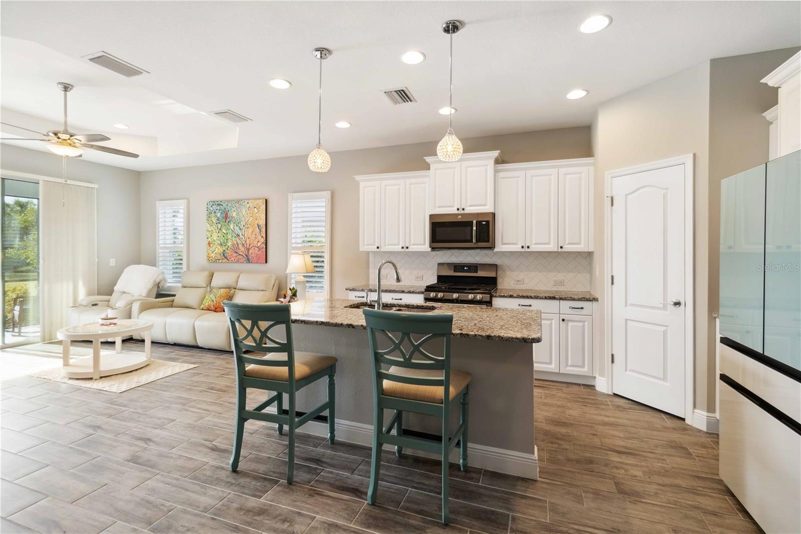 Image 29 of 85 For 11231 Woodlake Way