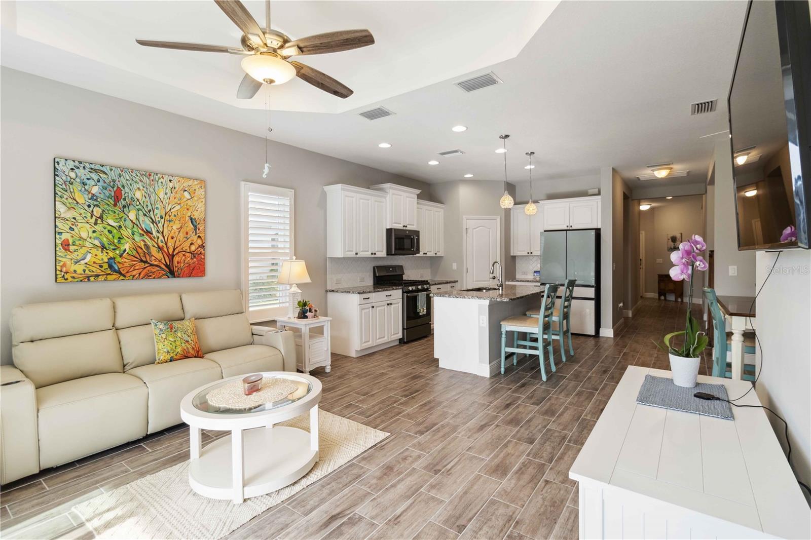 Image 33 of 85 For 11231 Woodlake Way