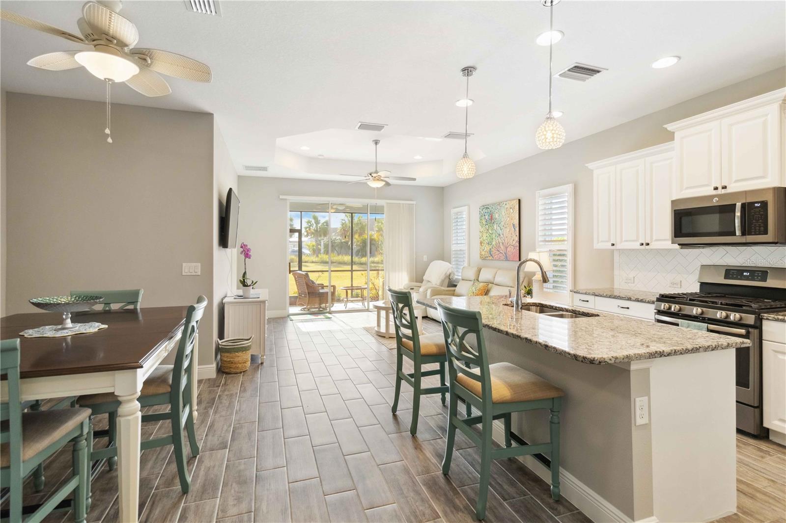 Image 35 of 85 For 11231 Woodlake Way