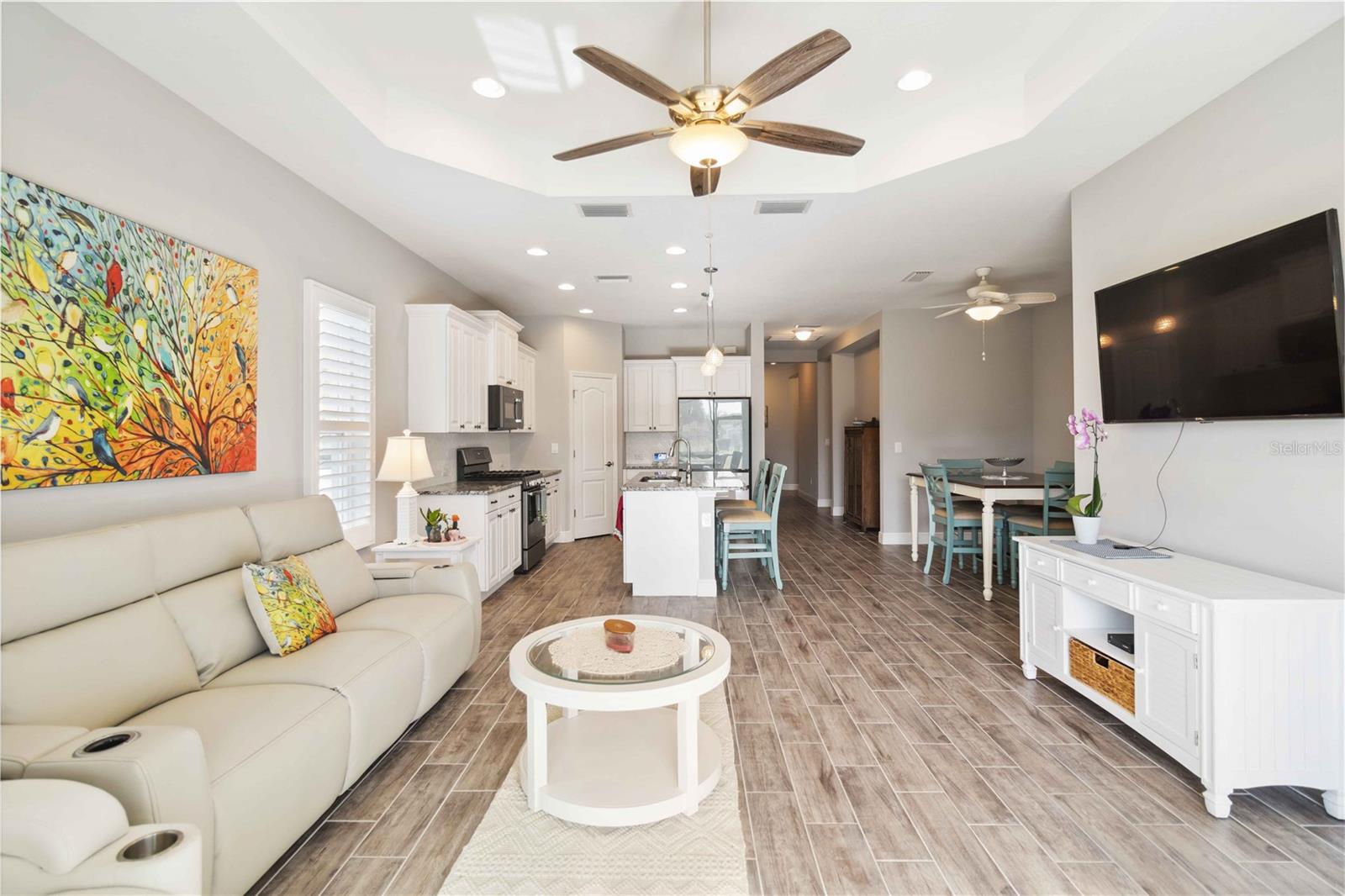 Image 37 of 85 For 11231 Woodlake Way