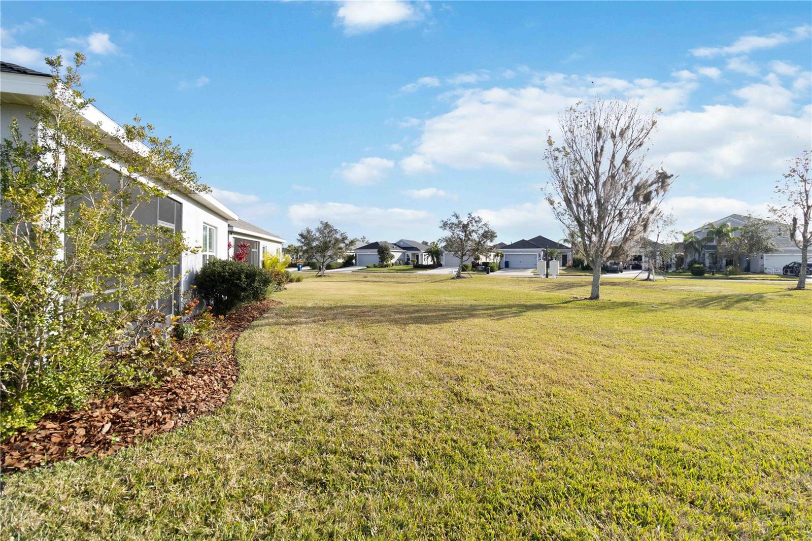 Image 48 of 85 For 11231 Woodlake Way