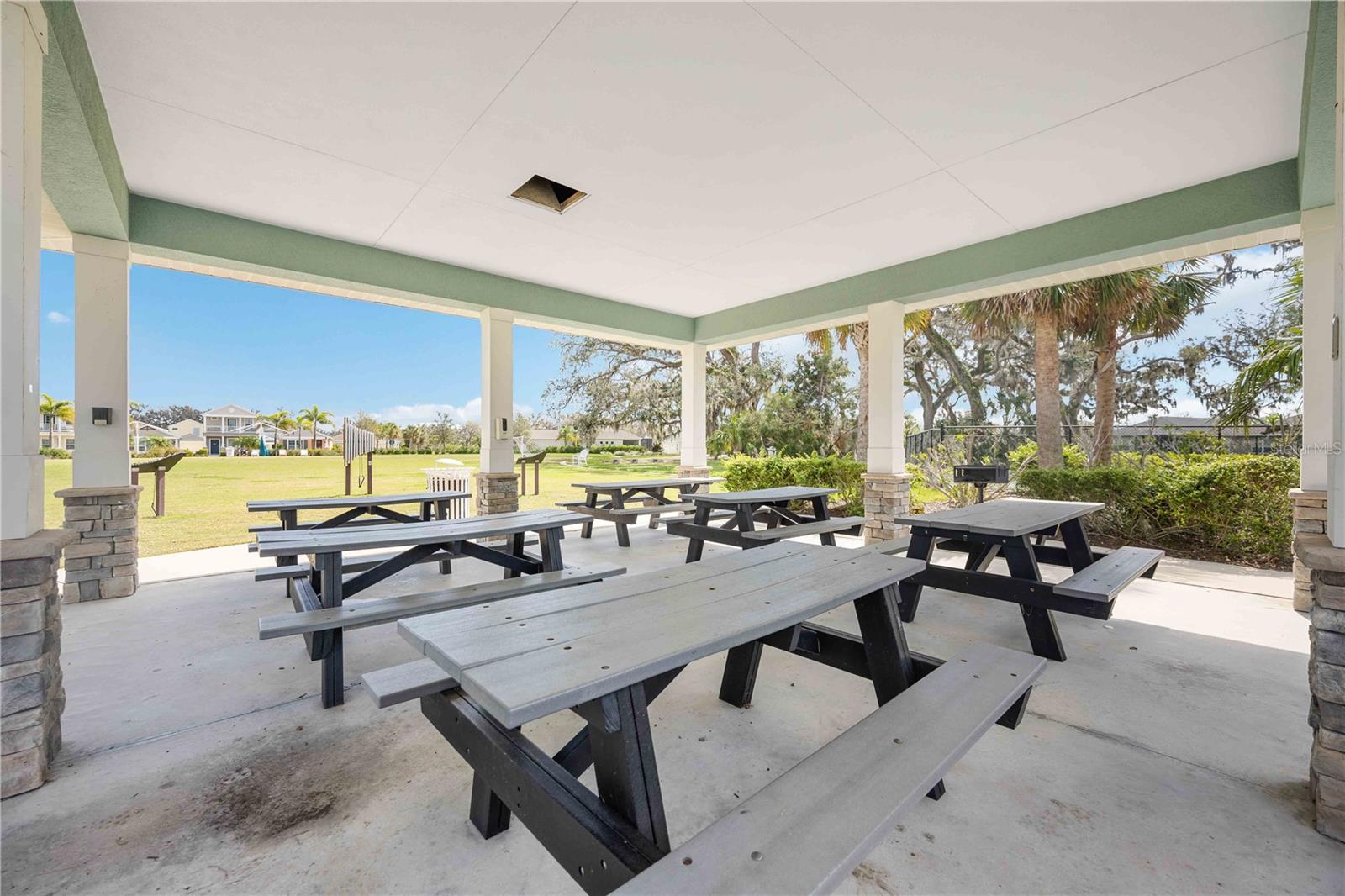 Image 74 of 85 For 11231 Woodlake Way