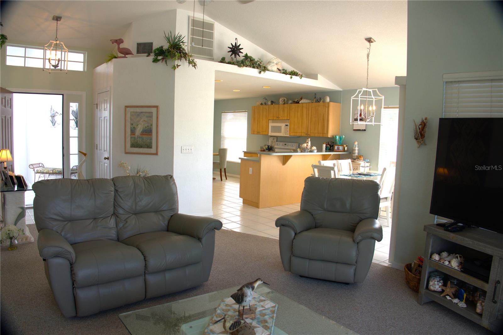 Image 11 of 51 For 1303 Islamorada Boulevard
