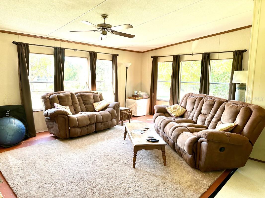 Image 5 of 24 For 18027 149th Place
