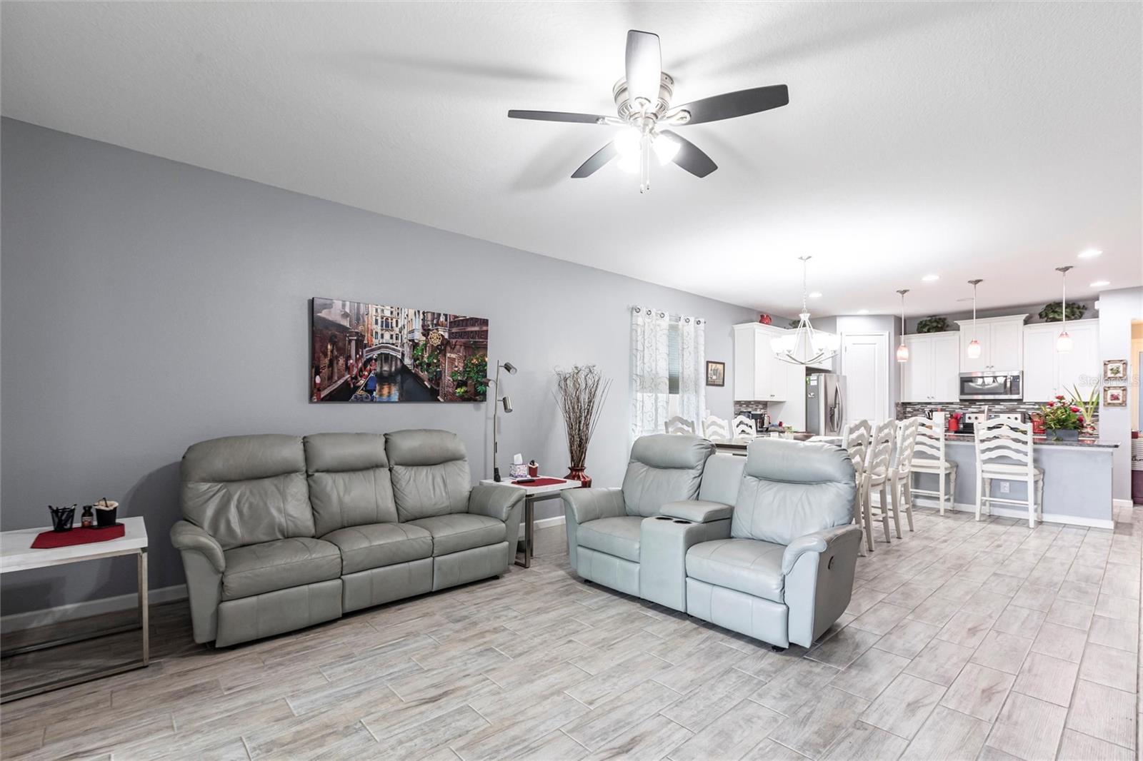 Image 6 of 49 For 11679 Renaissance Boulevard