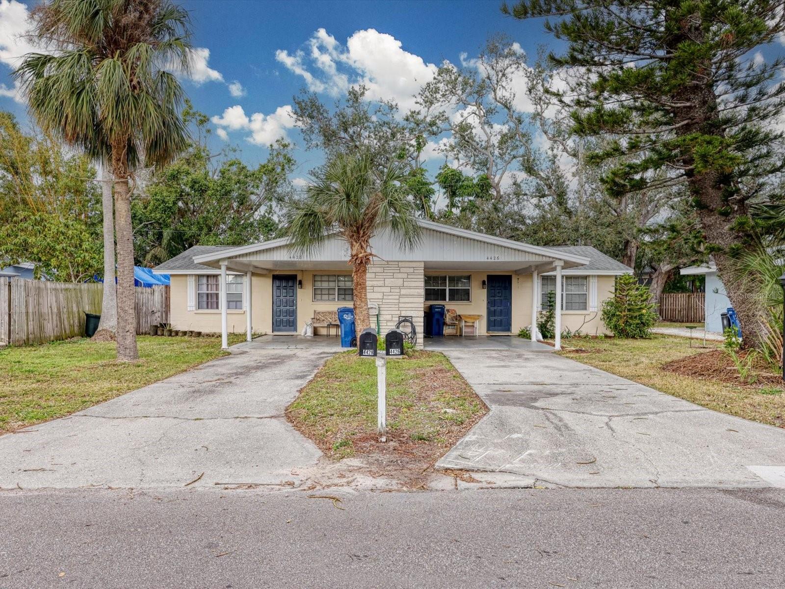 Details for 4426-4428 87th Street Court W, BRADENTON, FL 34210