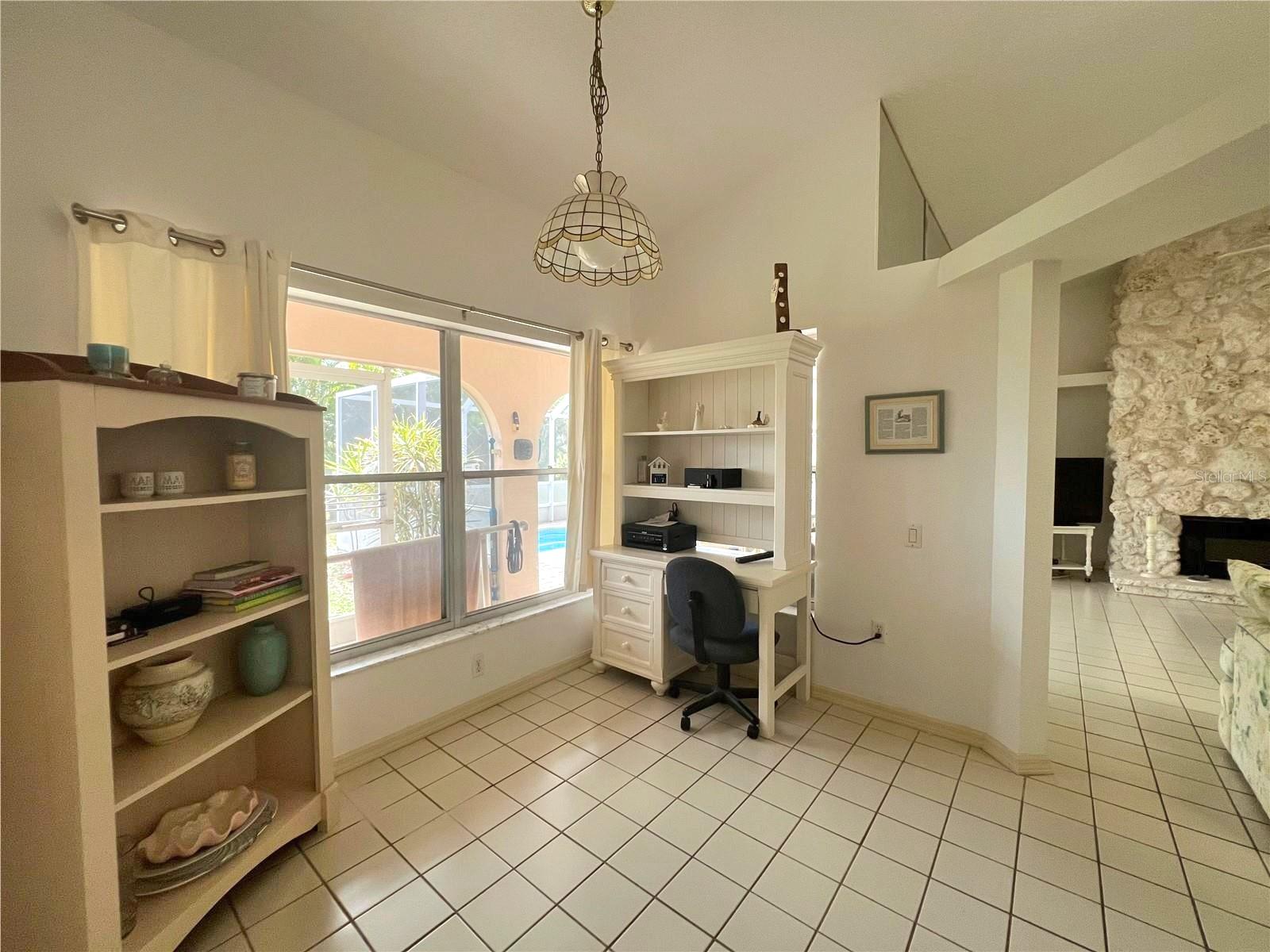 Image 13 of 23 For 26137 Dunedin Ct