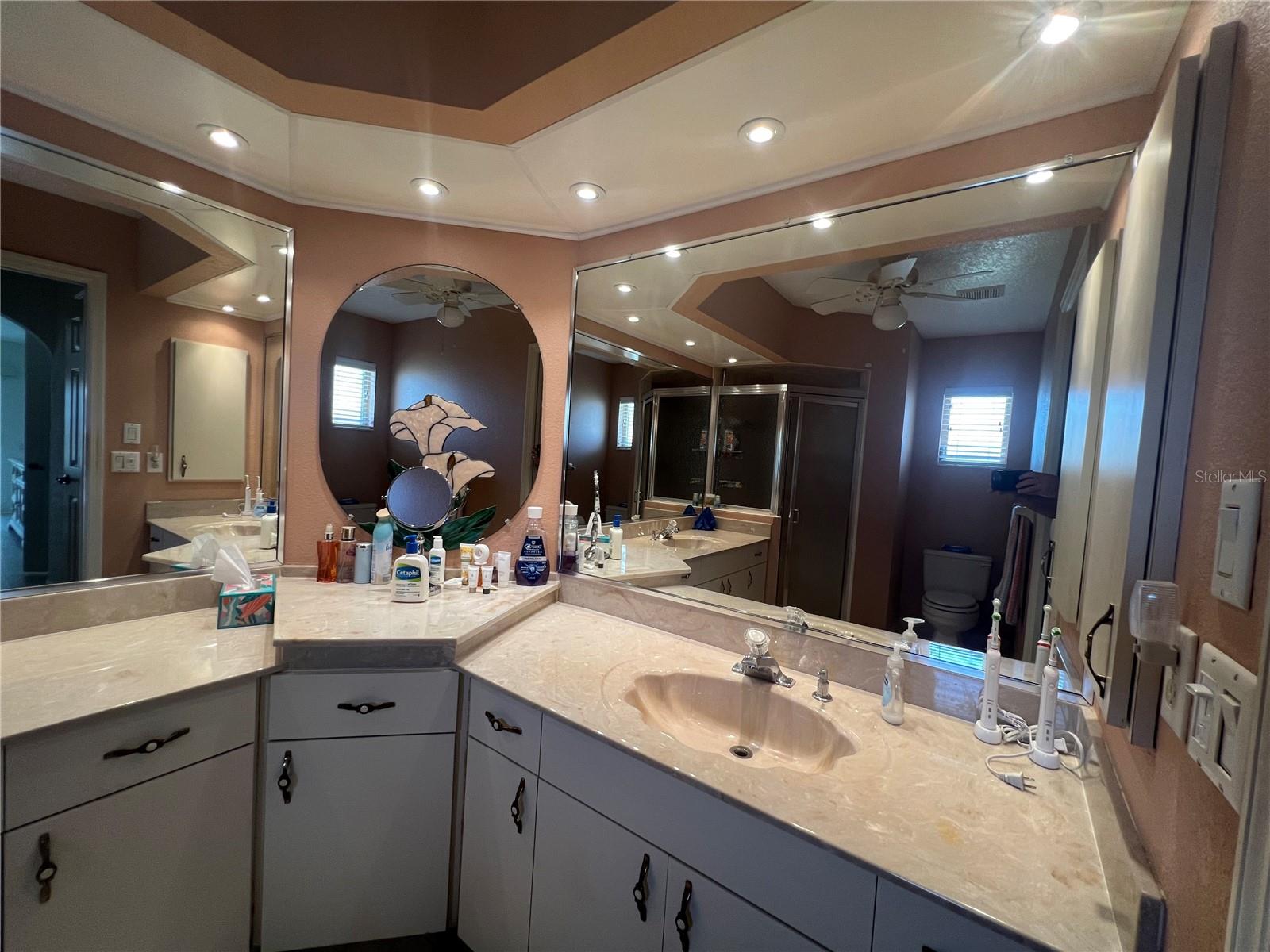 Image 17 of 23 For 26137 Dunedin Ct