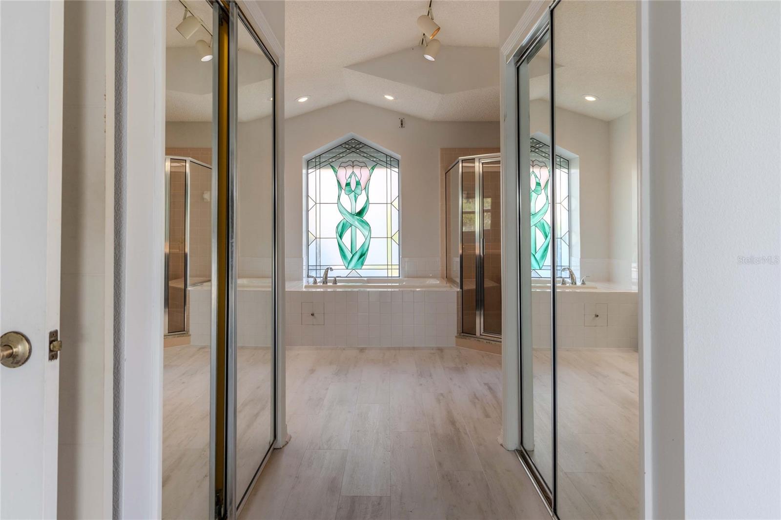 Image 19 of 37 For 1211 Peridot Lane