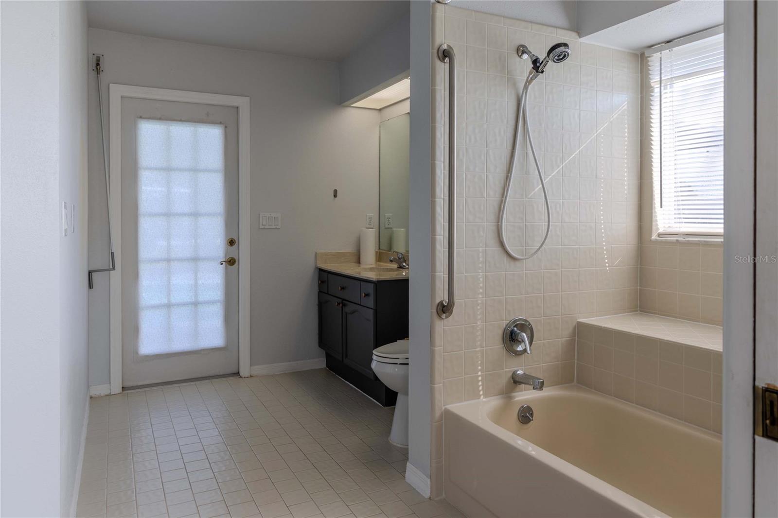 Image 26 of 37 For 1211 Peridot Lane