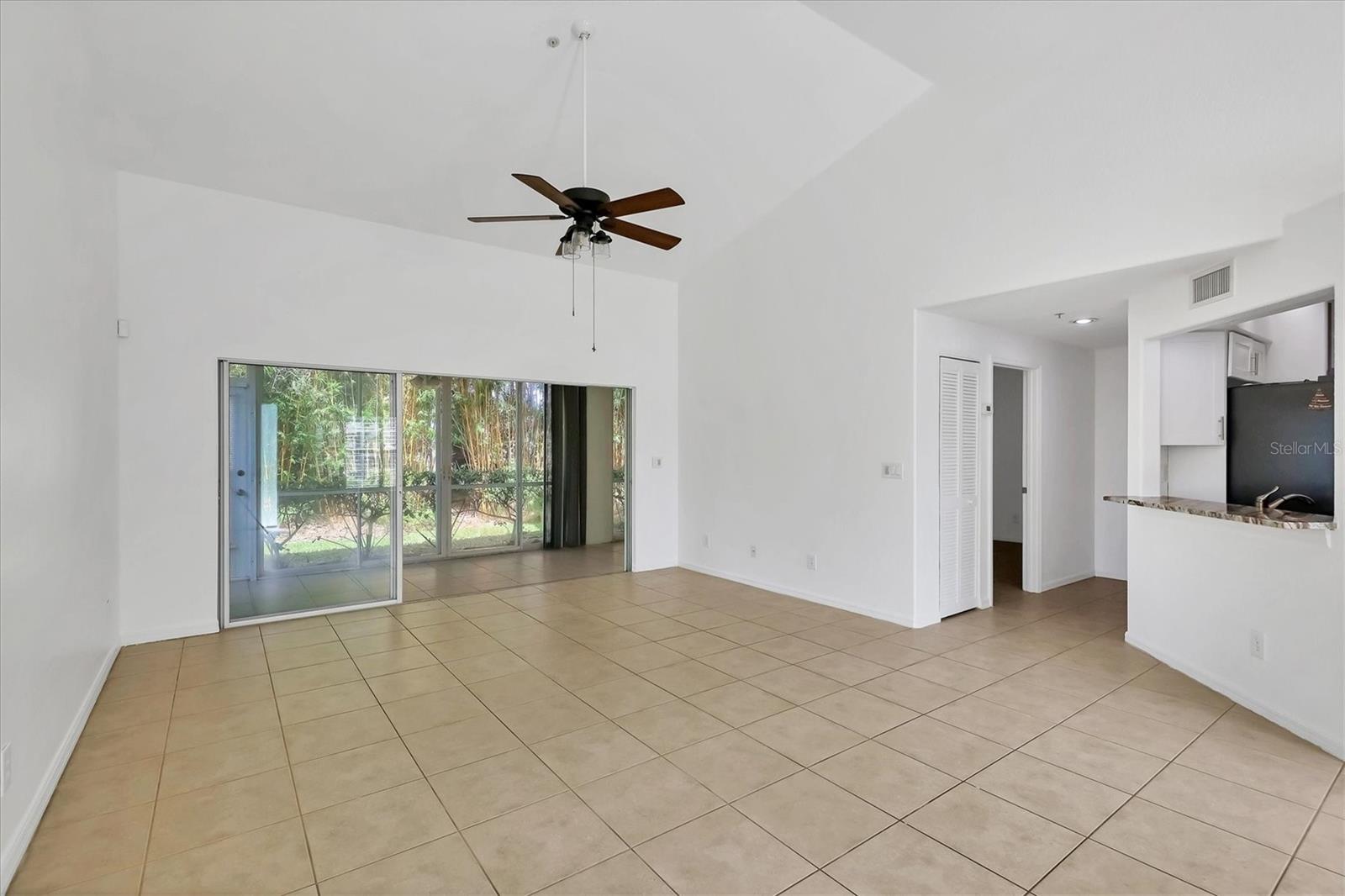 Image 7 of 48 For 6639 Pineview Terrace 6639