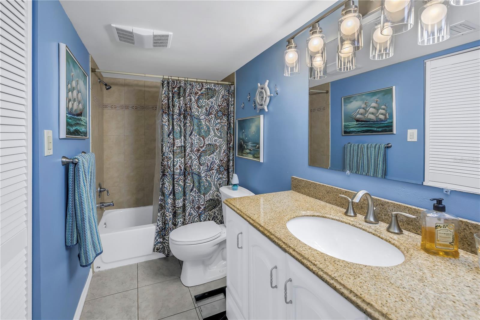 Image 4 of 17 For 6120 43rd Street W 103b