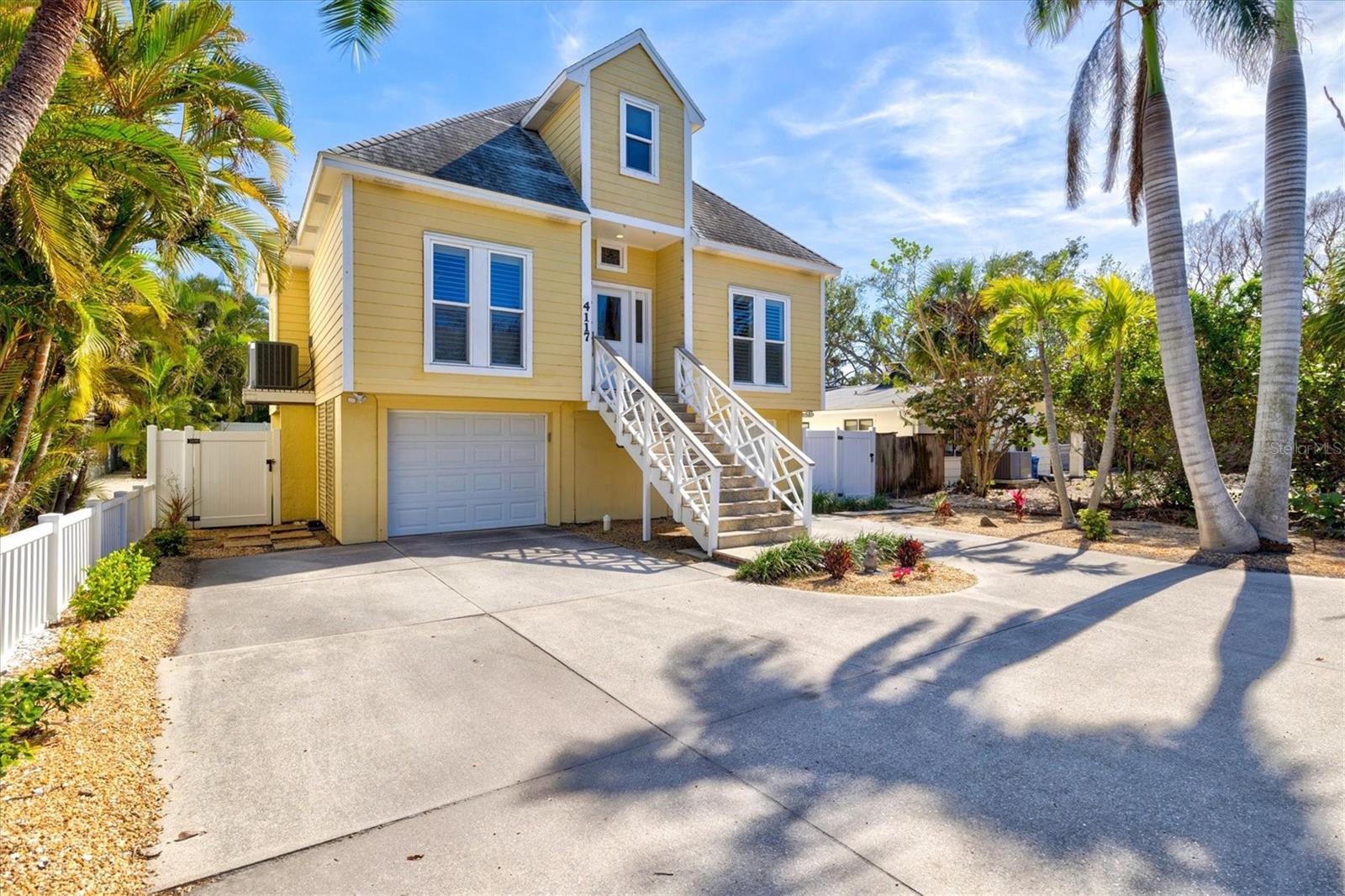 Details for 4117 Roberts Point Circle, SARASOTA, FL 34242