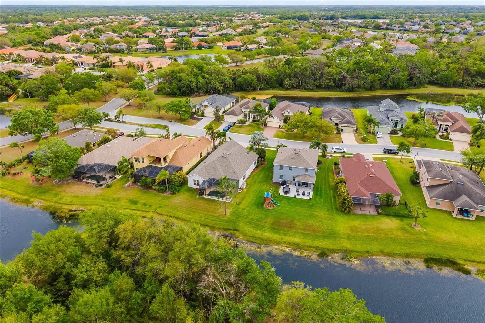 Listing photo id 1 for 12211 Lavender Loop