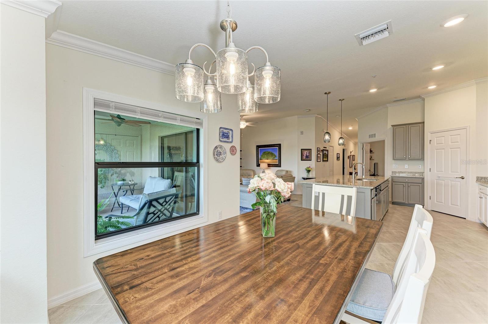 Image 23 of 61 For 5710 Palmer Circle 204