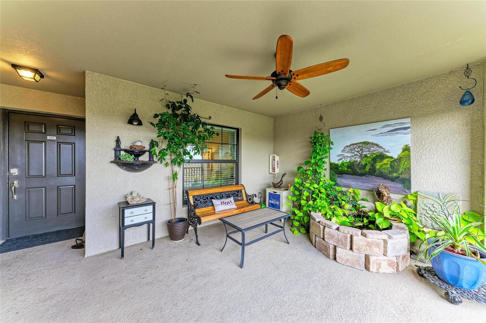 Image 6 of 61 For 5710 Palmer Circle 204