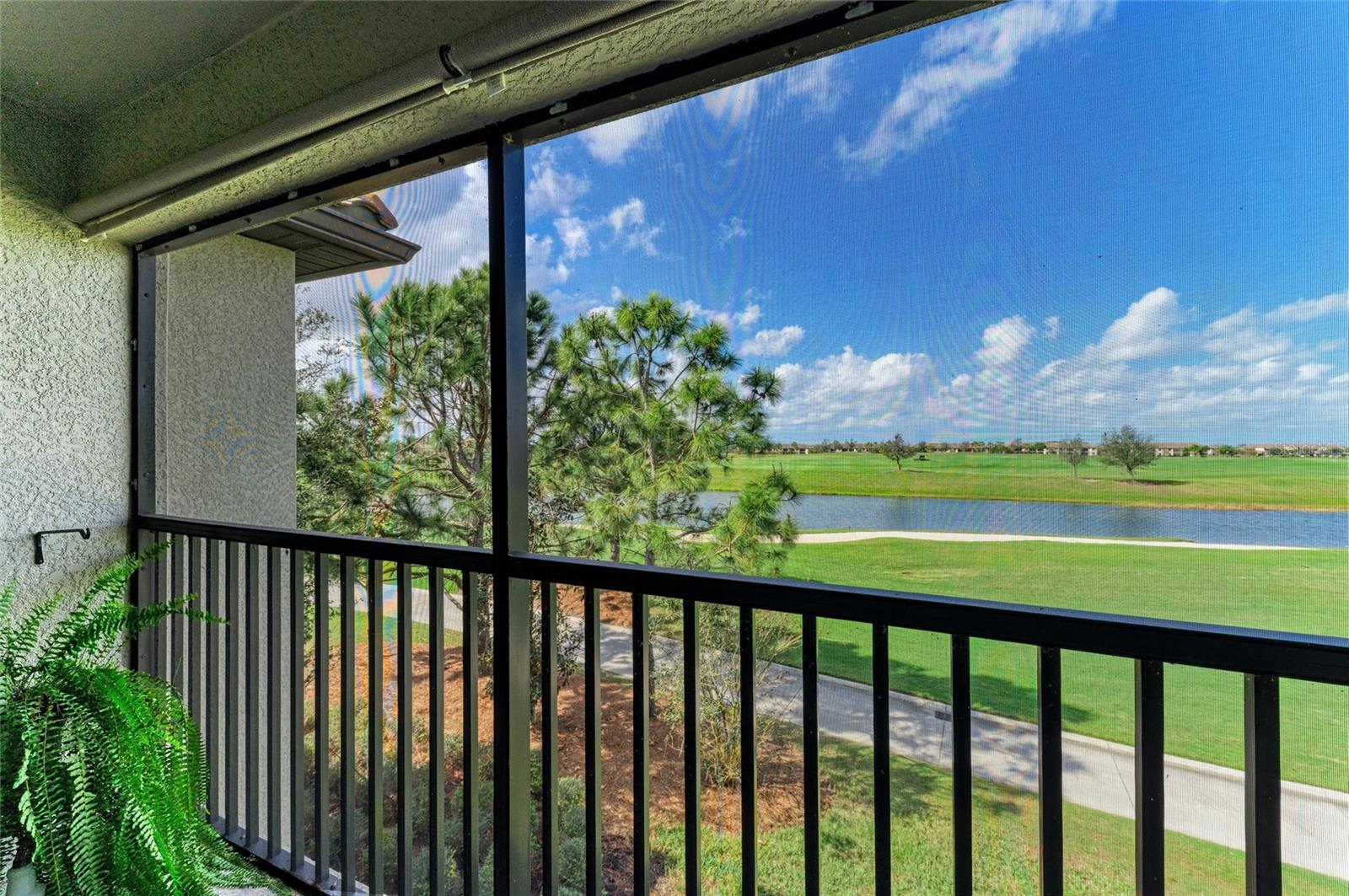 Image 8 of 61 For 5710 Palmer Circle 204