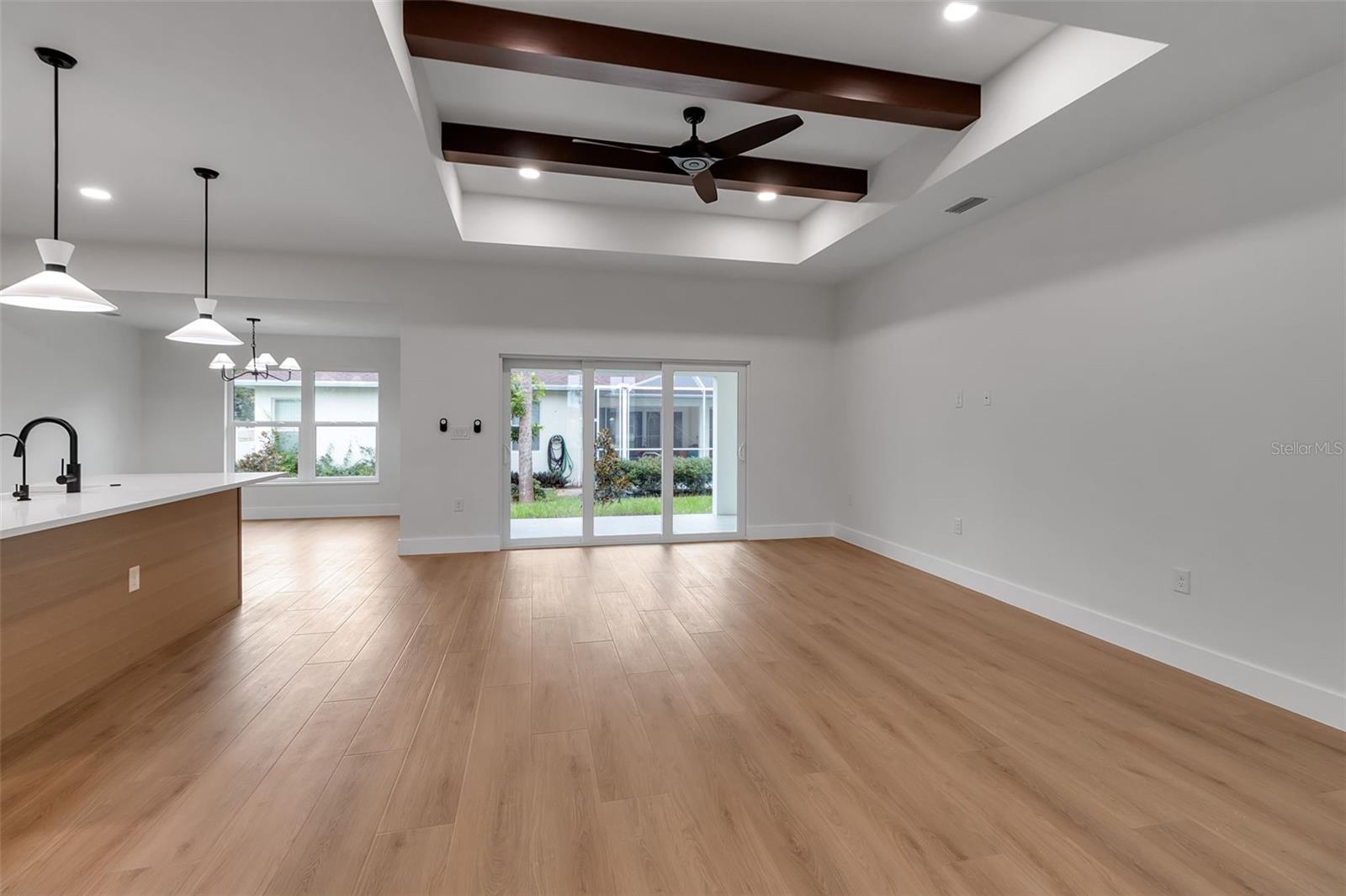 Image 17 of 83 For 756 Citrus Road