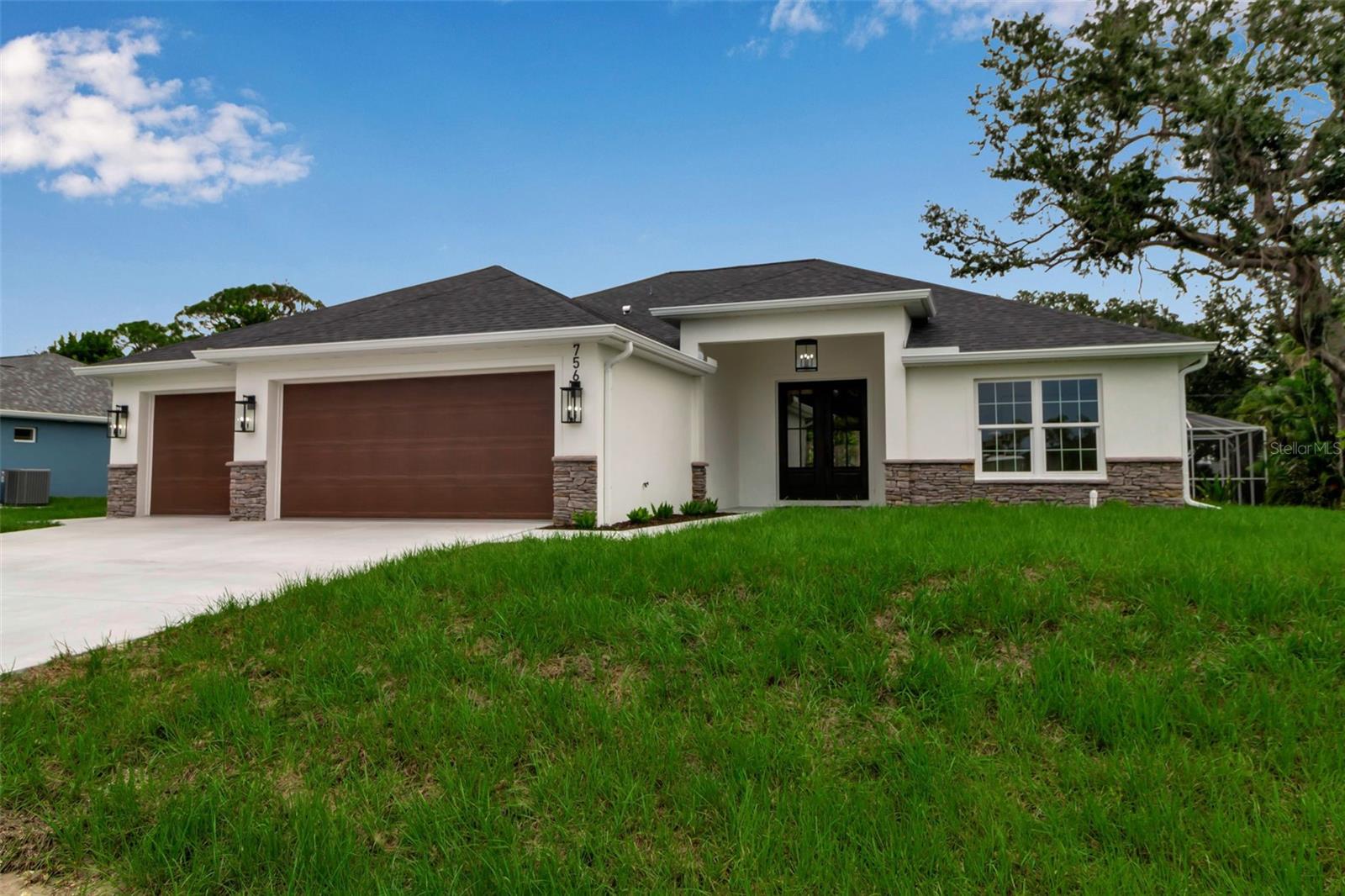 Image 4 of 83 For 756 Citrus Road