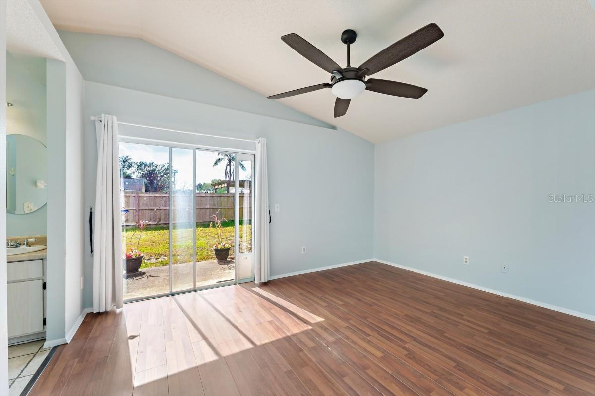 Image 13 of 17 For 428 Winding Oak Lane