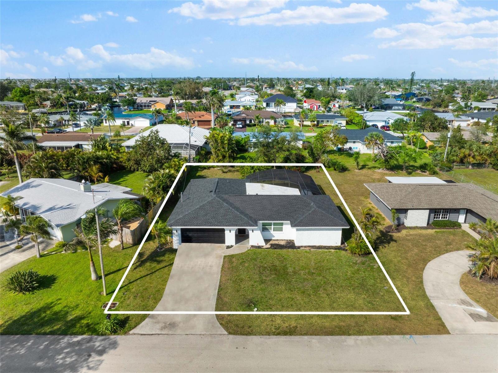 Details for 4220 1st Court, CAPE CORAL, FL 33904