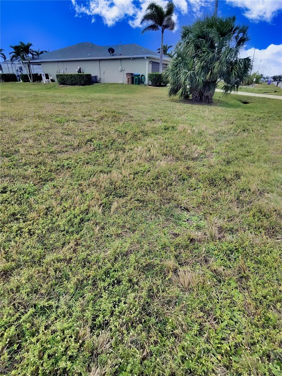 Image 5 of 11 For 4004 38th Terrace