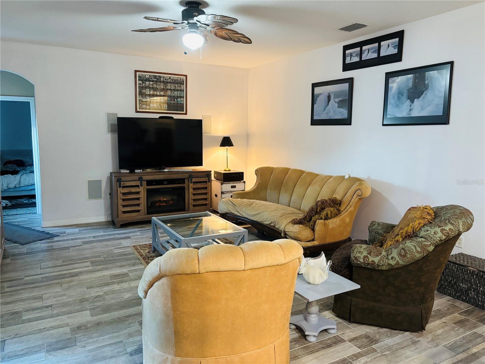 Image 13 of 60 For 12286 23rd Street E