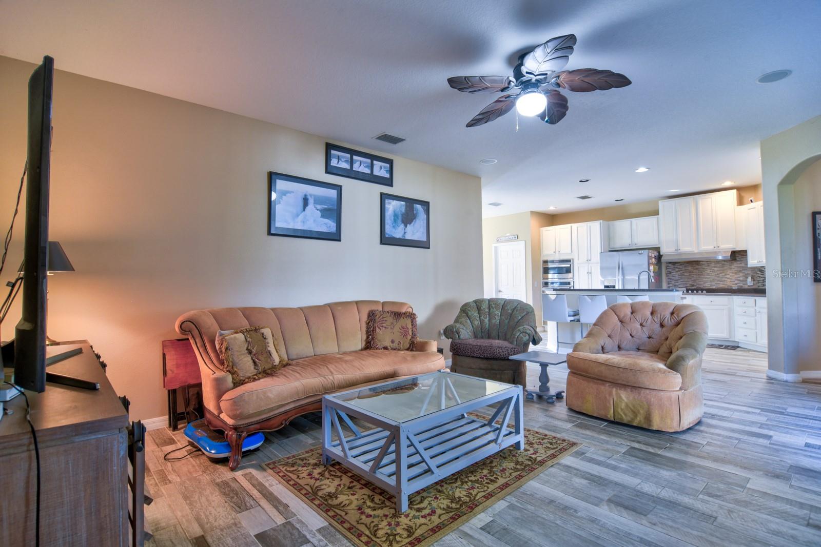 Image 17 of 60 For 12286 23rd Street E