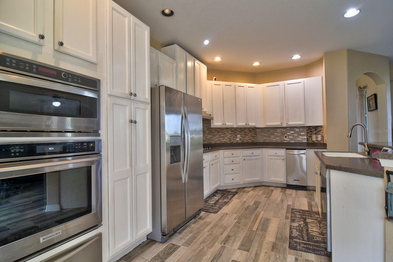 Image 21 of 60 For 12286 23rd Street E