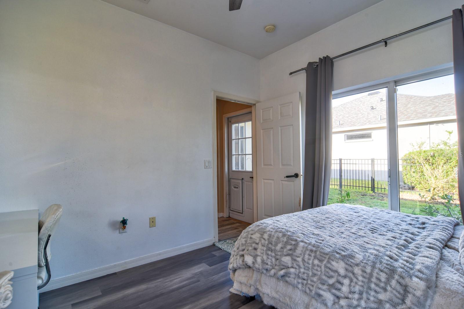 Image 31 of 60 For 12286 23rd Street E