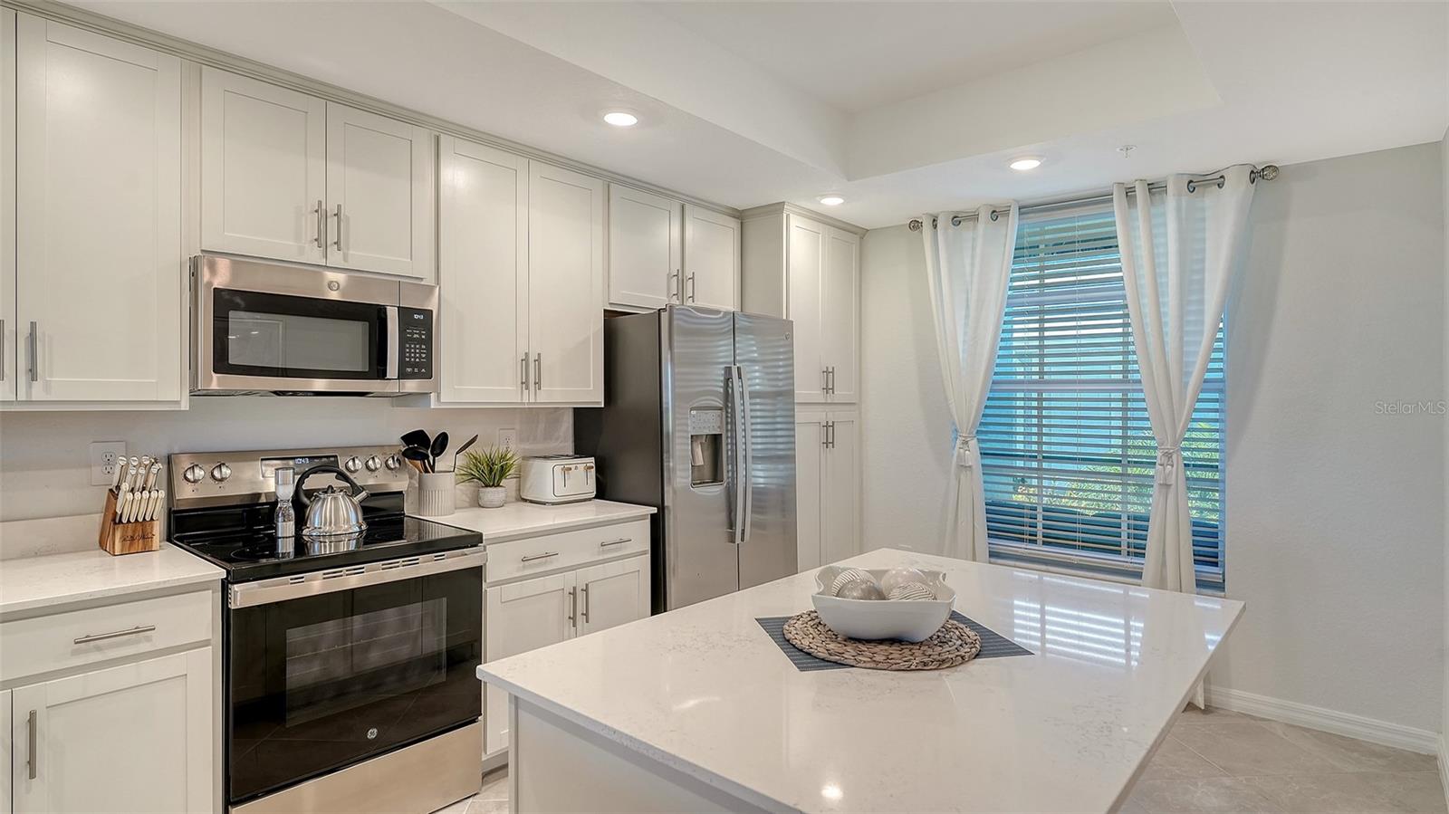 Image 21 of 87 For 17535 Opal Sand Drive 101