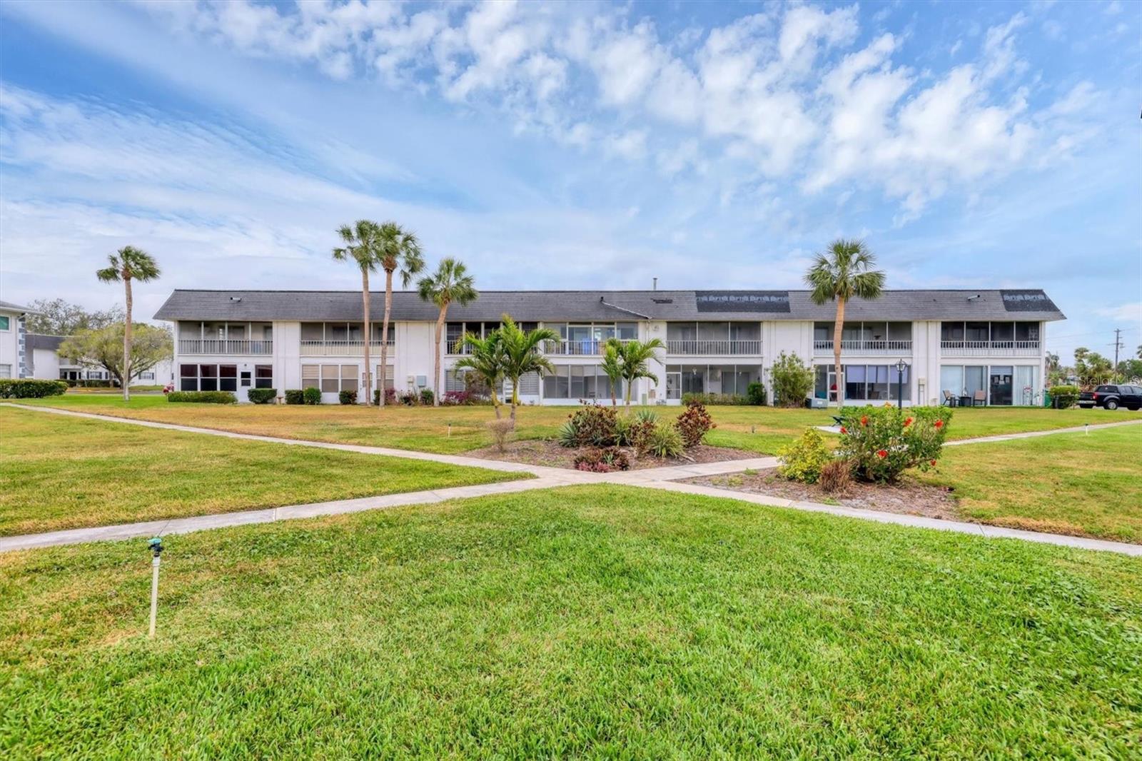 Image 30 of 37 For 102 46th Avenue Terrace W 402