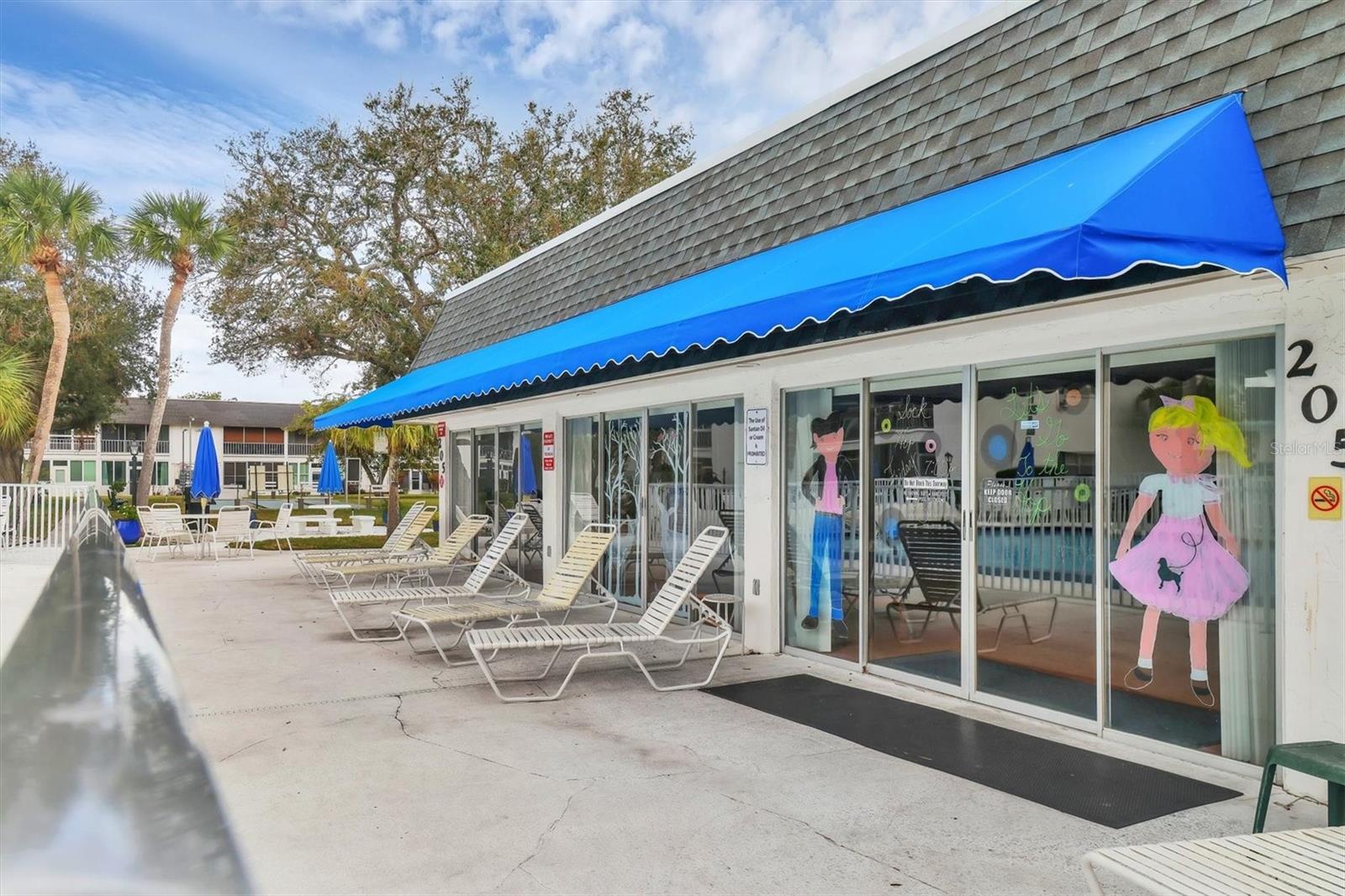 Image 31 of 37 For 102 46th Avenue Terrace W 402