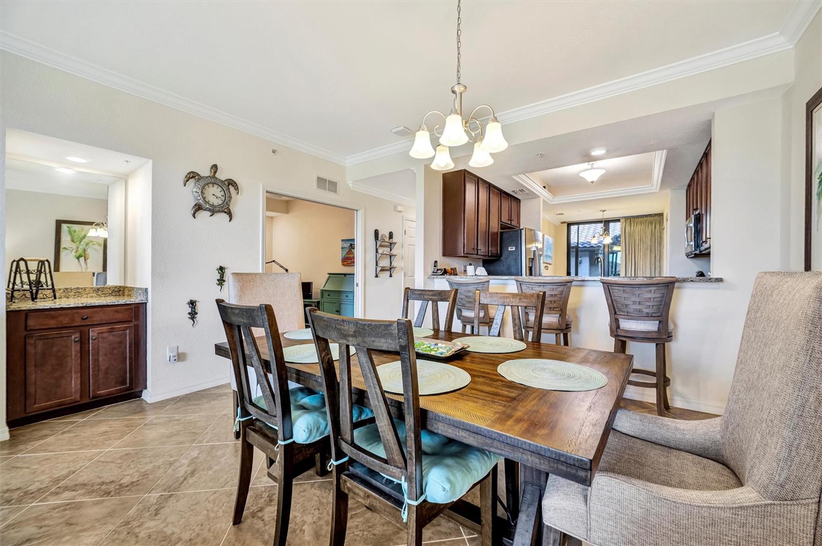 Image 16 of 67 For 5527 Palmer Circle 105