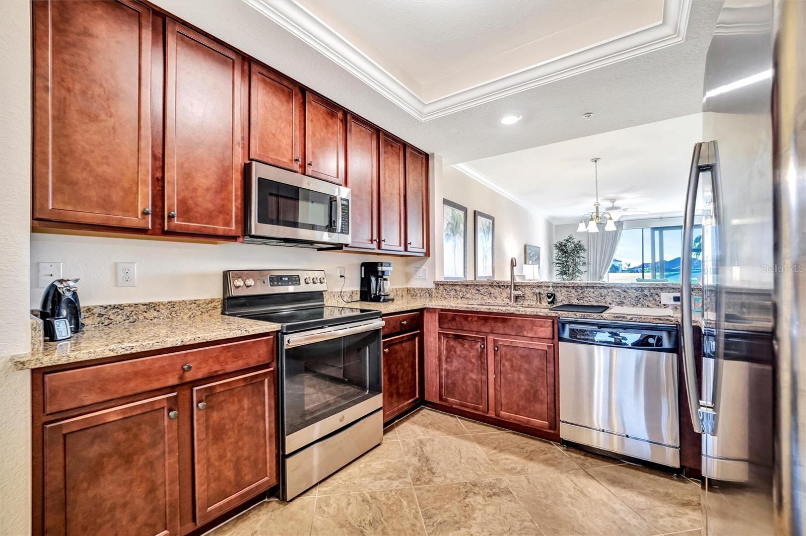 Image 17 of 67 For 5527 Palmer Circle 105