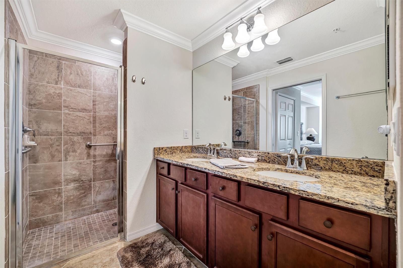 Image 32 of 67 For 5527 Palmer Circle 105