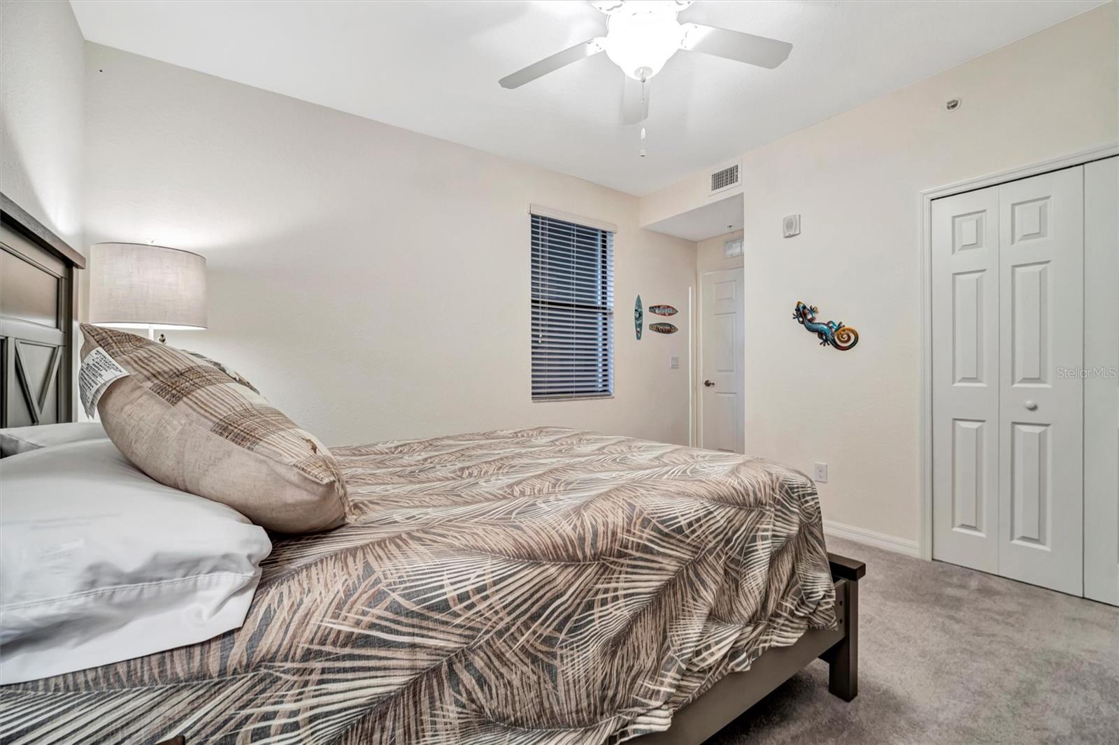 Image 36 of 67 For 5527 Palmer Circle 105
