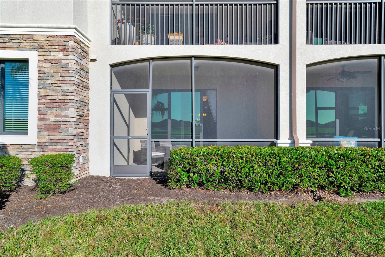 Image 44 of 67 For 5527 Palmer Circle 105