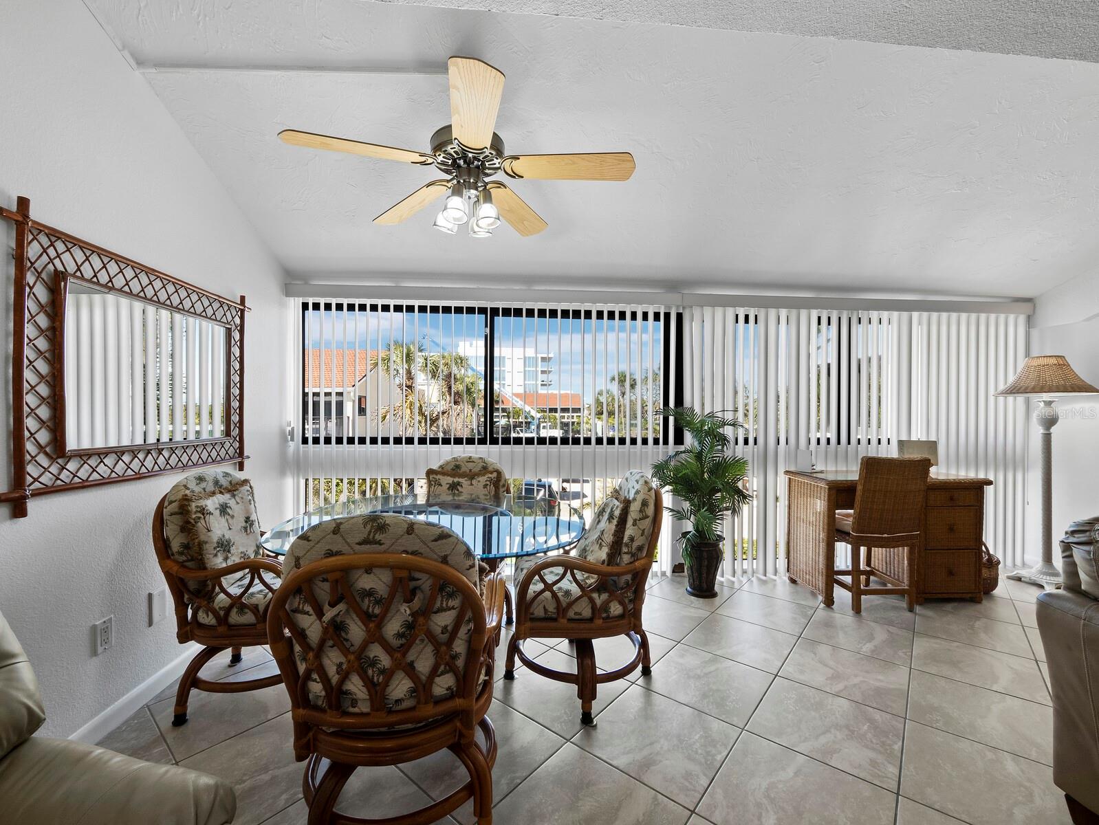 Image 13 of 27 For 4621 Gulf Of Mexico Drive 19b
