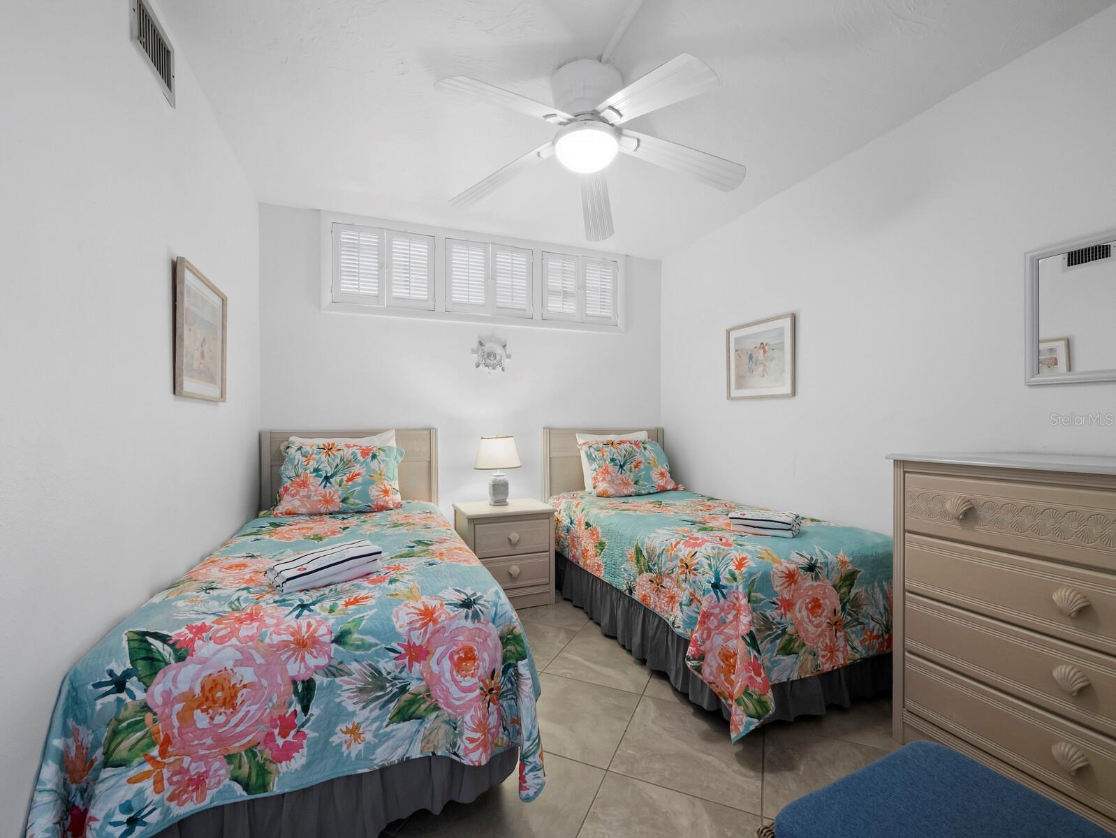 Image 22 of 27 For 4621 Gulf Of Mexico Drive 19b