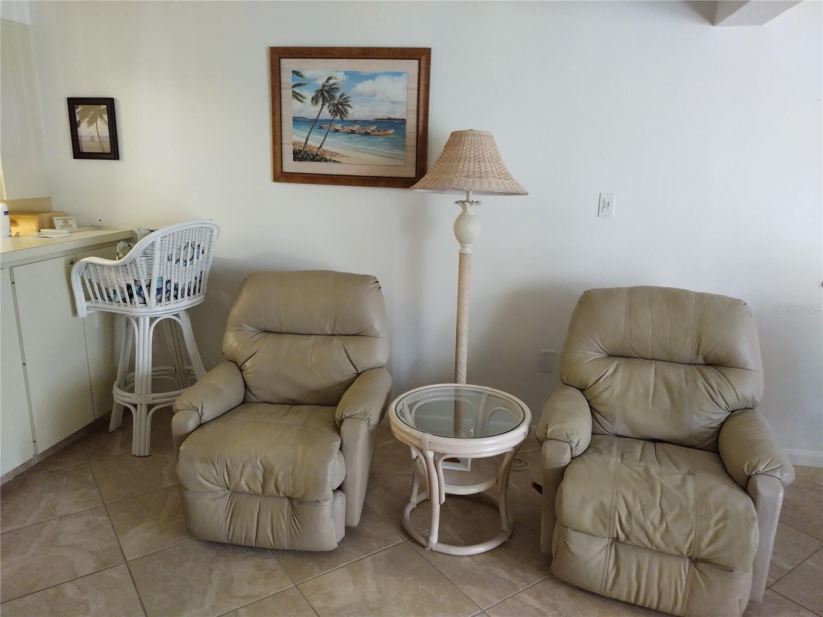 Image 9 of 27 For 4621 Gulf Of Mexico Drive 19b