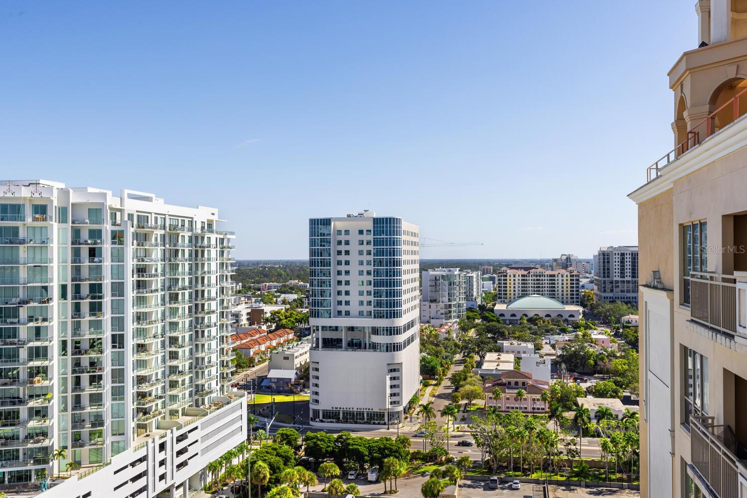 Image 14 of 65 For 1111 Ritz Carlton Drive 1803