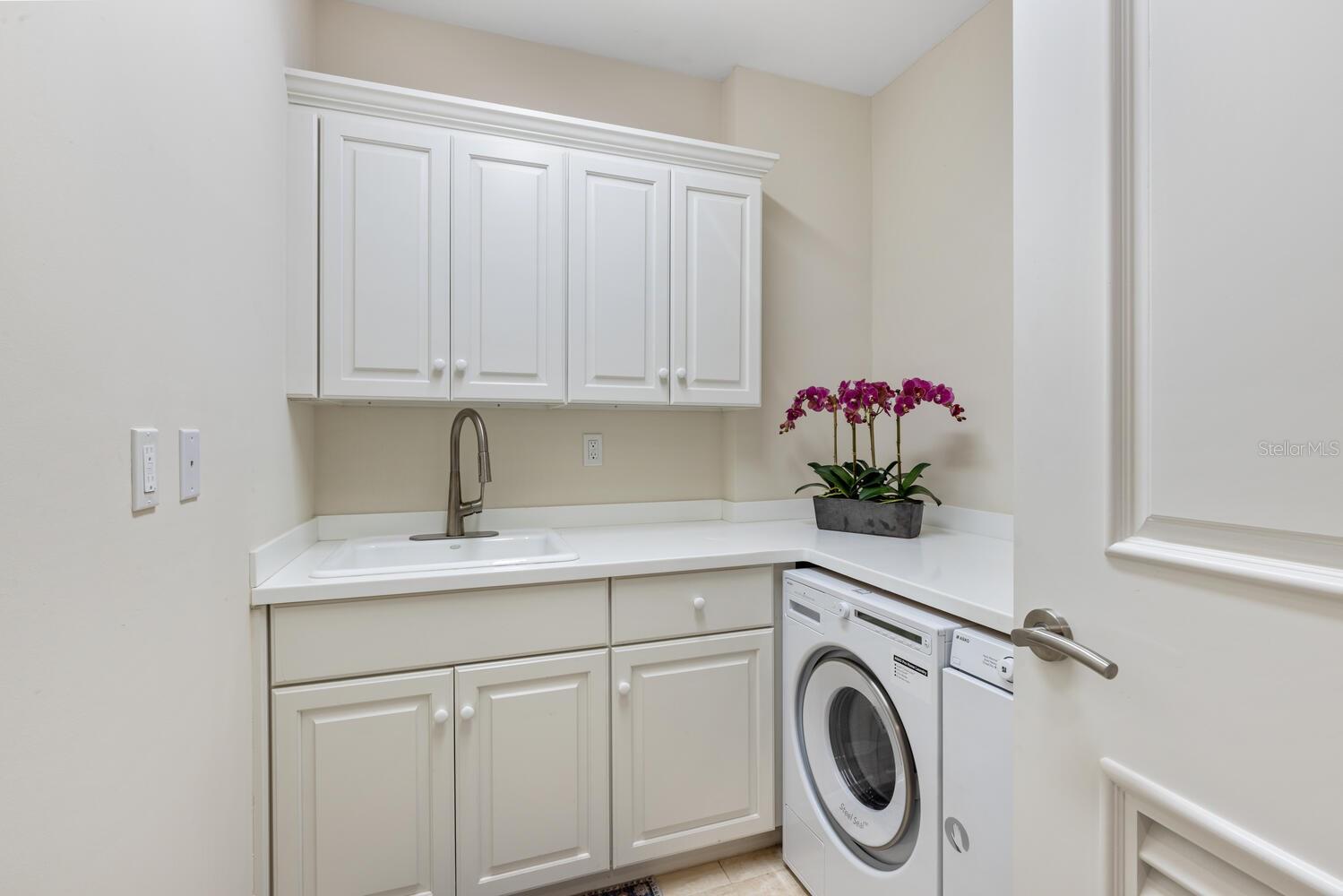 Image 24 of 65 For 1111 Ritz Carlton Drive 1803