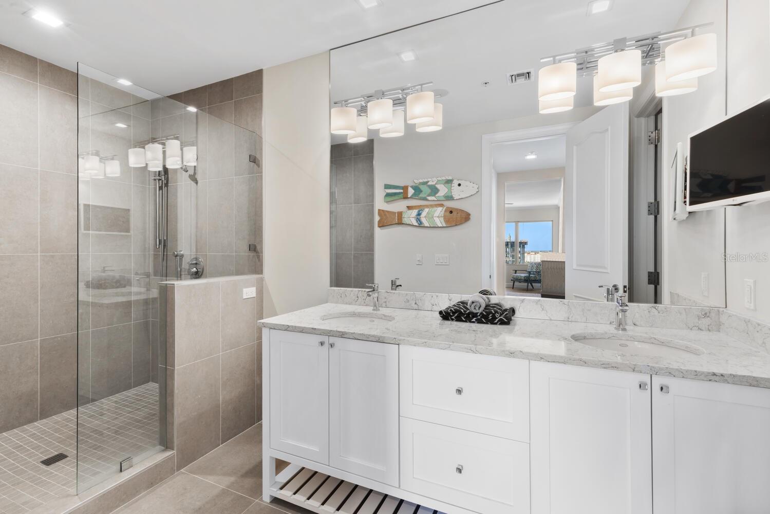 Image 44 of 65 For 1111 Ritz Carlton Drive 1803