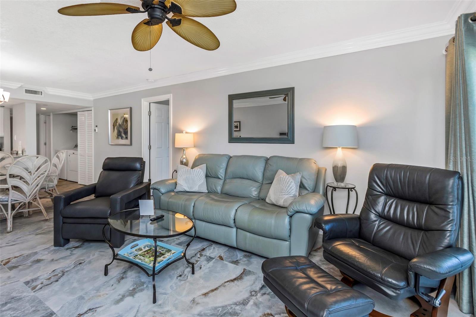 Listing photo id 10 for 1300 Gulf Boulevard 202