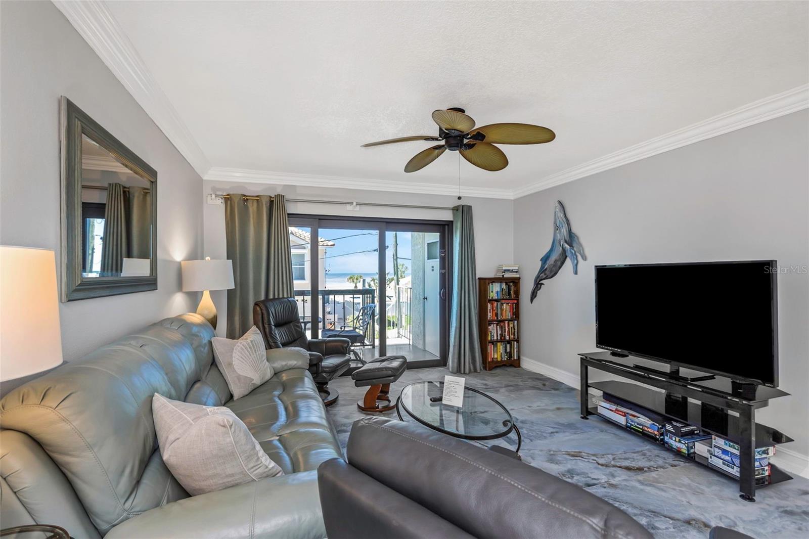 Listing photo id 11 for 1300 Gulf Boulevard 202