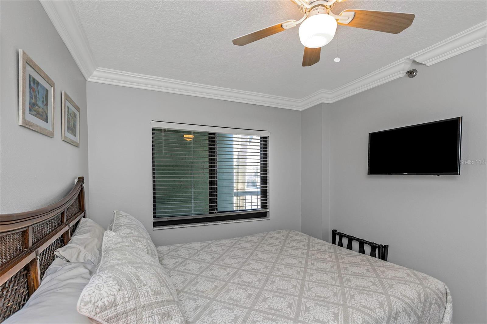 Listing photo id 19 for 1300 Gulf Boulevard 202